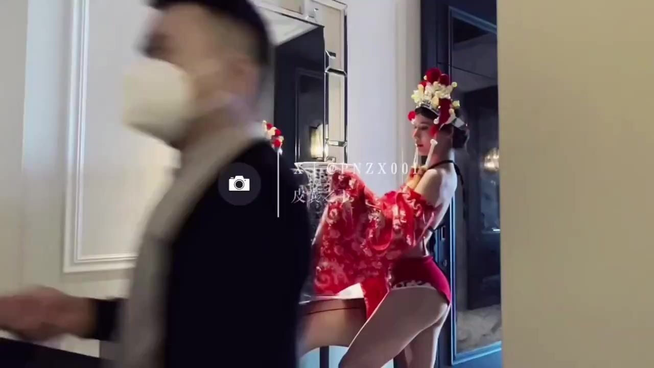 Hậu trường chụp ảnh nude cổ trang
